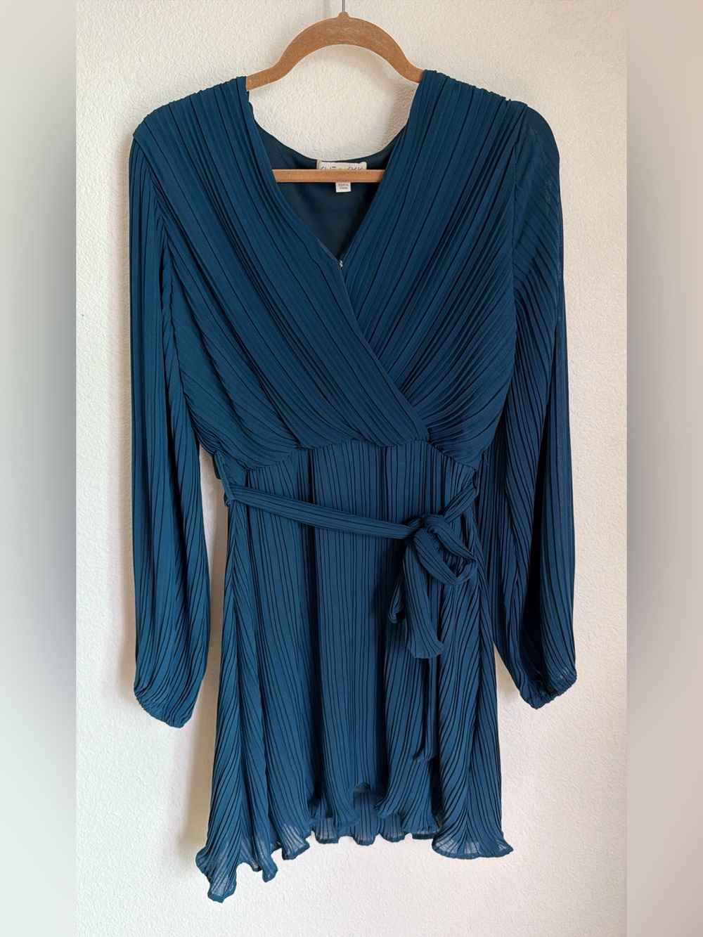 She + Sky Teal Pleated Long Sleeve Wrap Dress - Size Medium